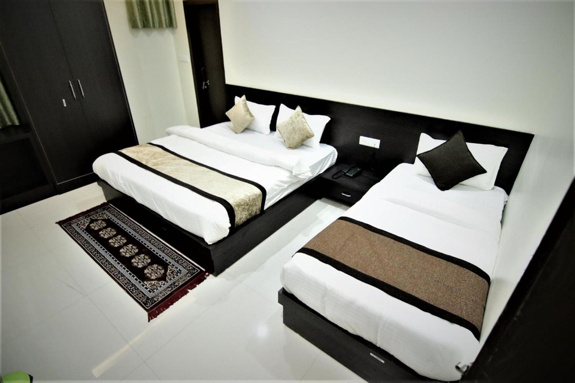 Hotel Ravi Residency Бхаратпур Экстерьер фото