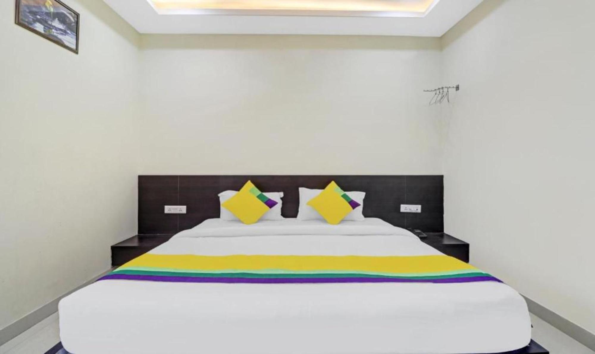 Hotel Ravi Residency Бхаратпур Экстерьер фото